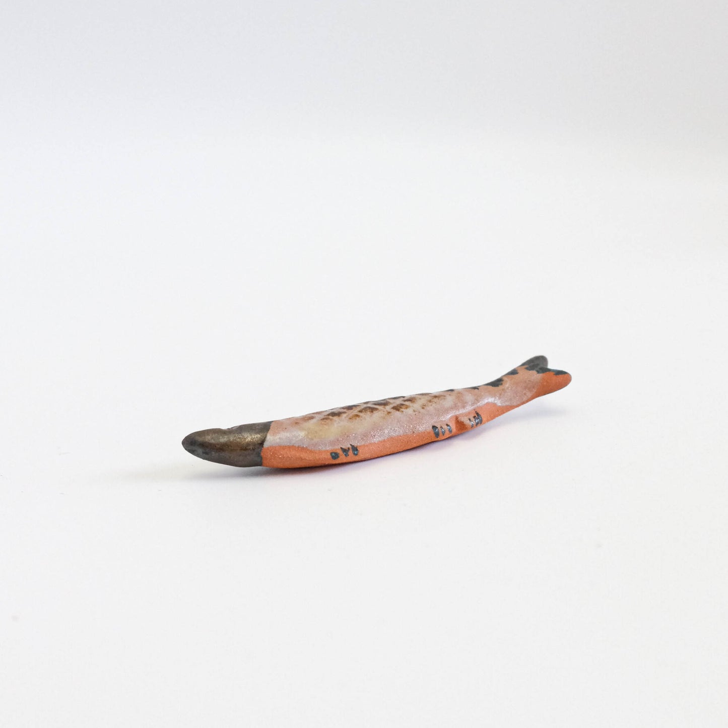 Ihoshiro Chopstick Rest - Grilled Saury Fish