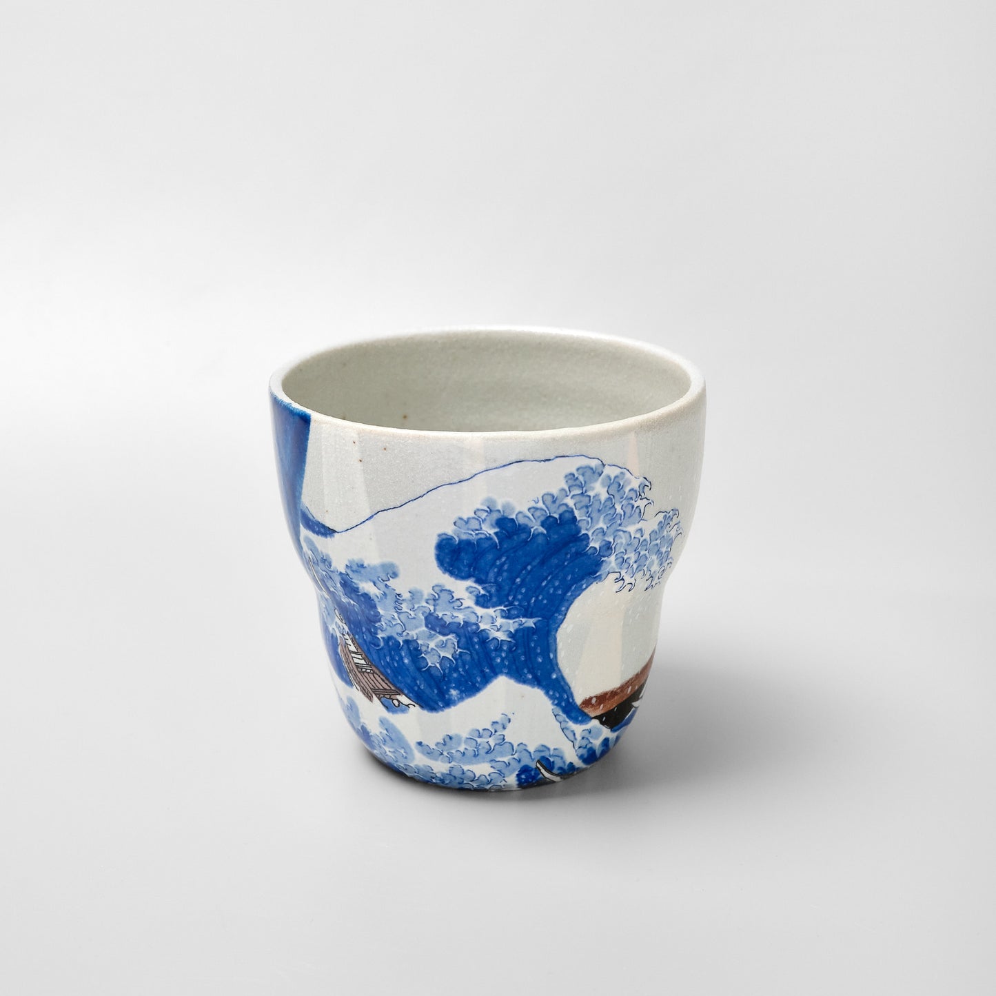 Kutani Ware Yunomi Tea Cup - Great Wave Kanagawa (Tapered)