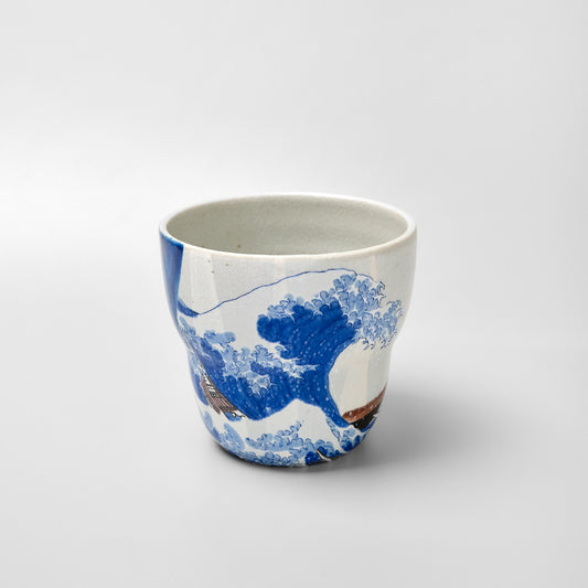 Kutani Ware Yunomi Tea Cup - Great Wave Kanagawa (Tapered)