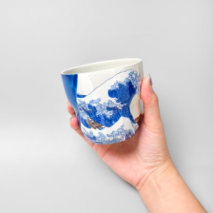 Kutani Ware Yunomi Tea Cup - Great Wave Kanagawa (Tapered)