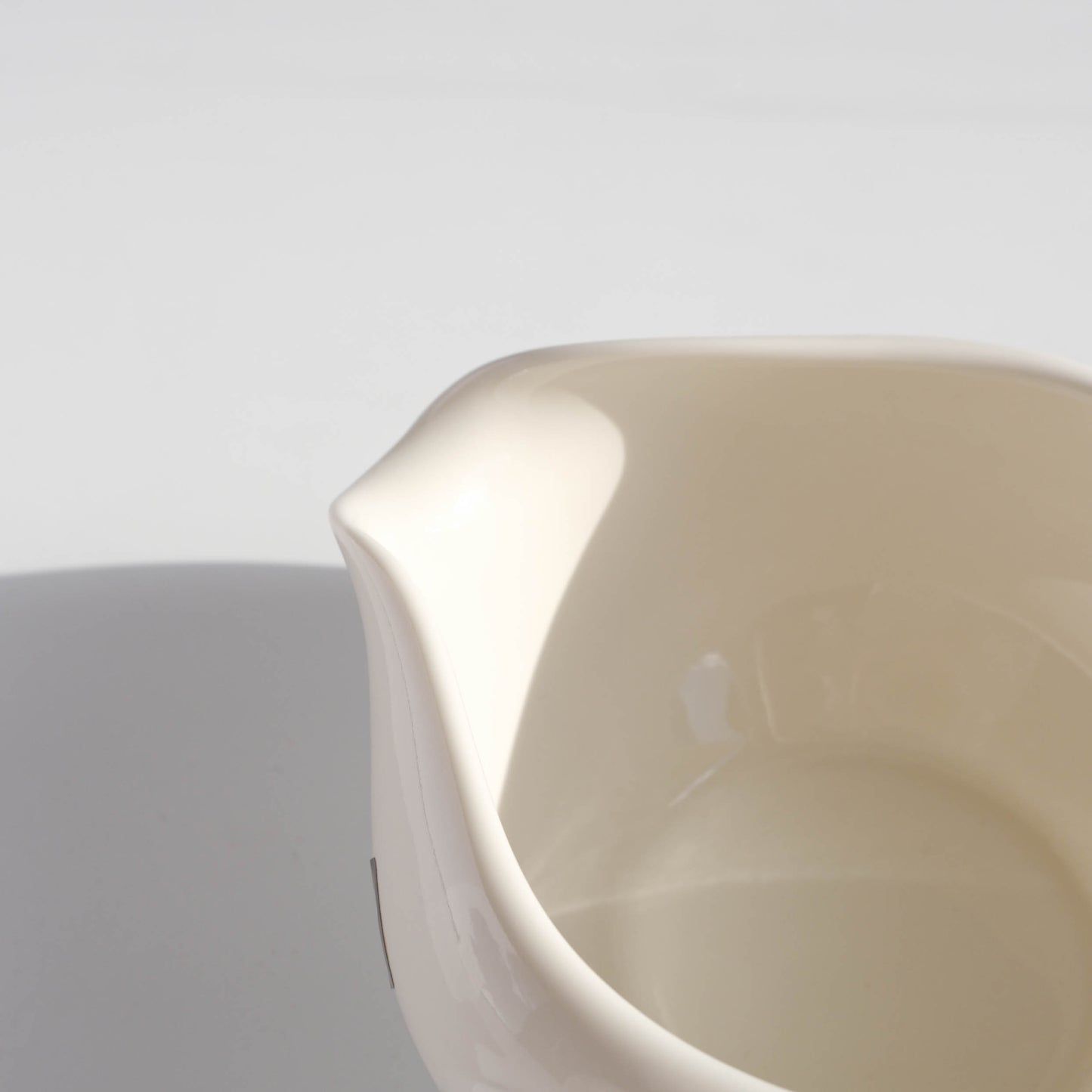 Yuzamashi Matcha Bowl - White Gloss by Shoko-en