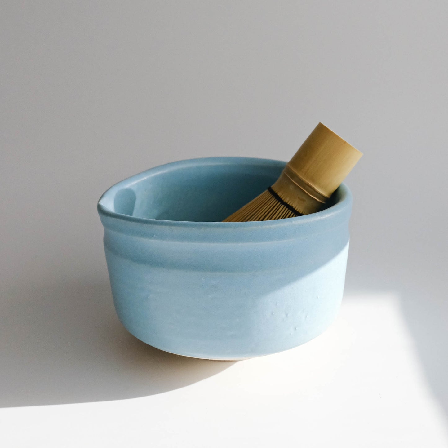 Matcha Bowl with Spout (Large) - Sky Blue