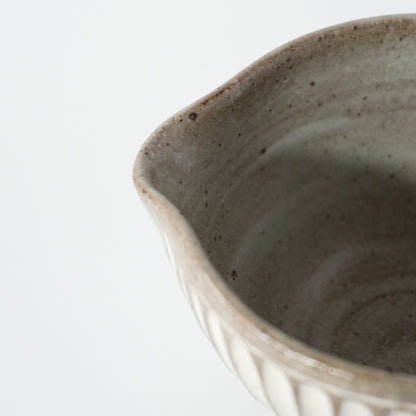 Matcha Bowl with Spout - Carved Kohiki by Masamura