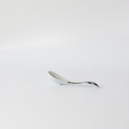 Ramen Noodle Large Spoon 17.5cm - Black Shiranami Whale