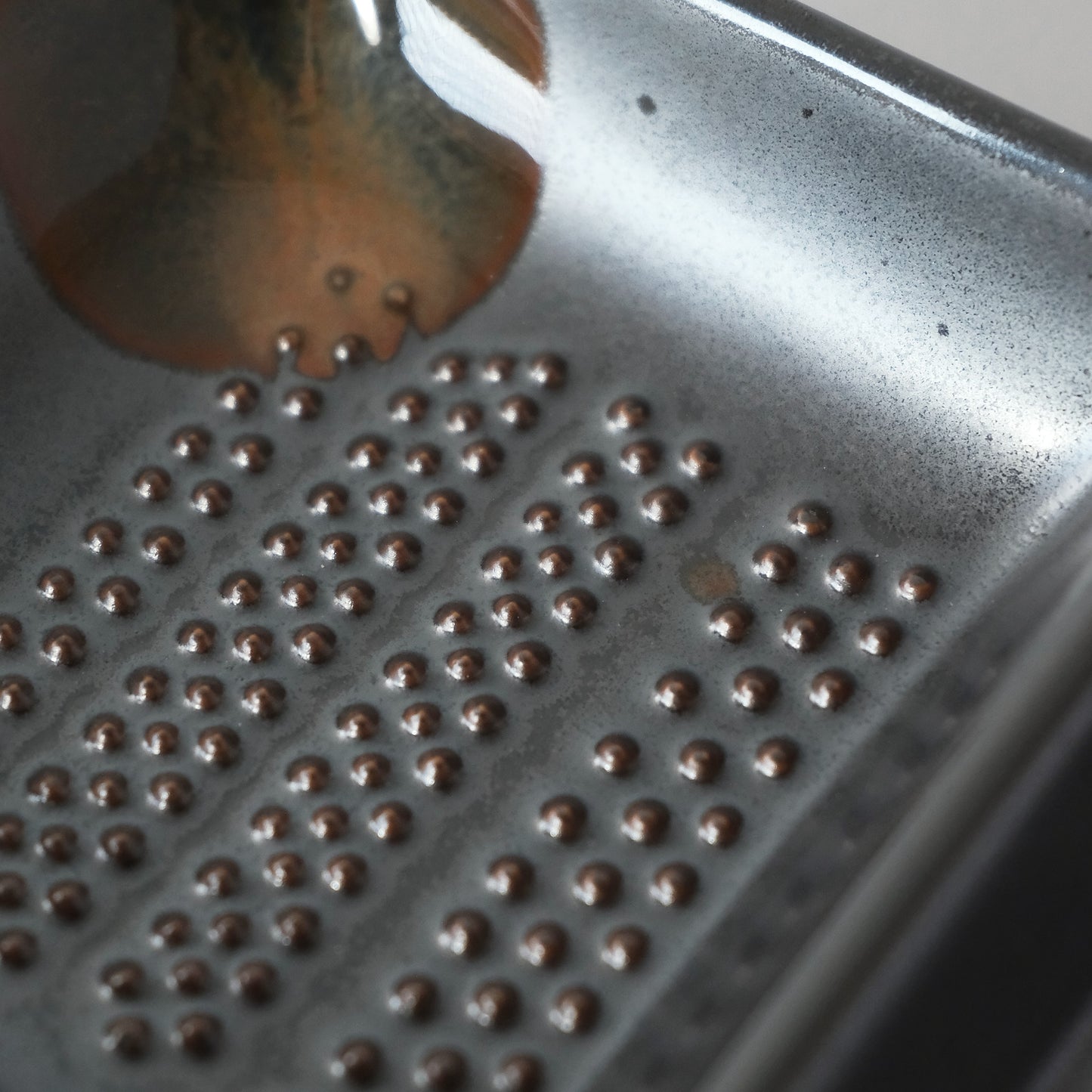Condiment Sauce Dish with Grater - Black Iron