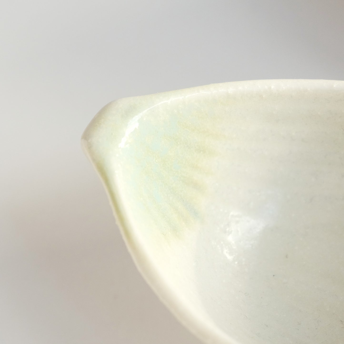 Leaf Shaped Petit Sauce Dish - Beige / Brown
