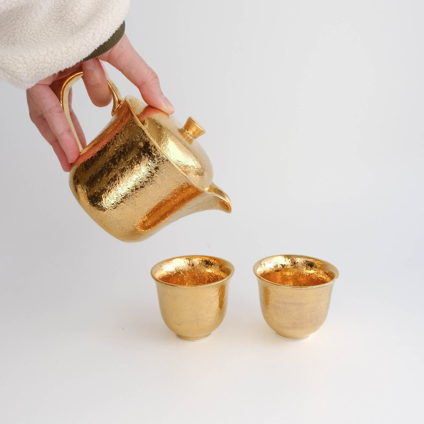 Hasami Ware Handmade Teapot and Teacups Set - Gold Glazed