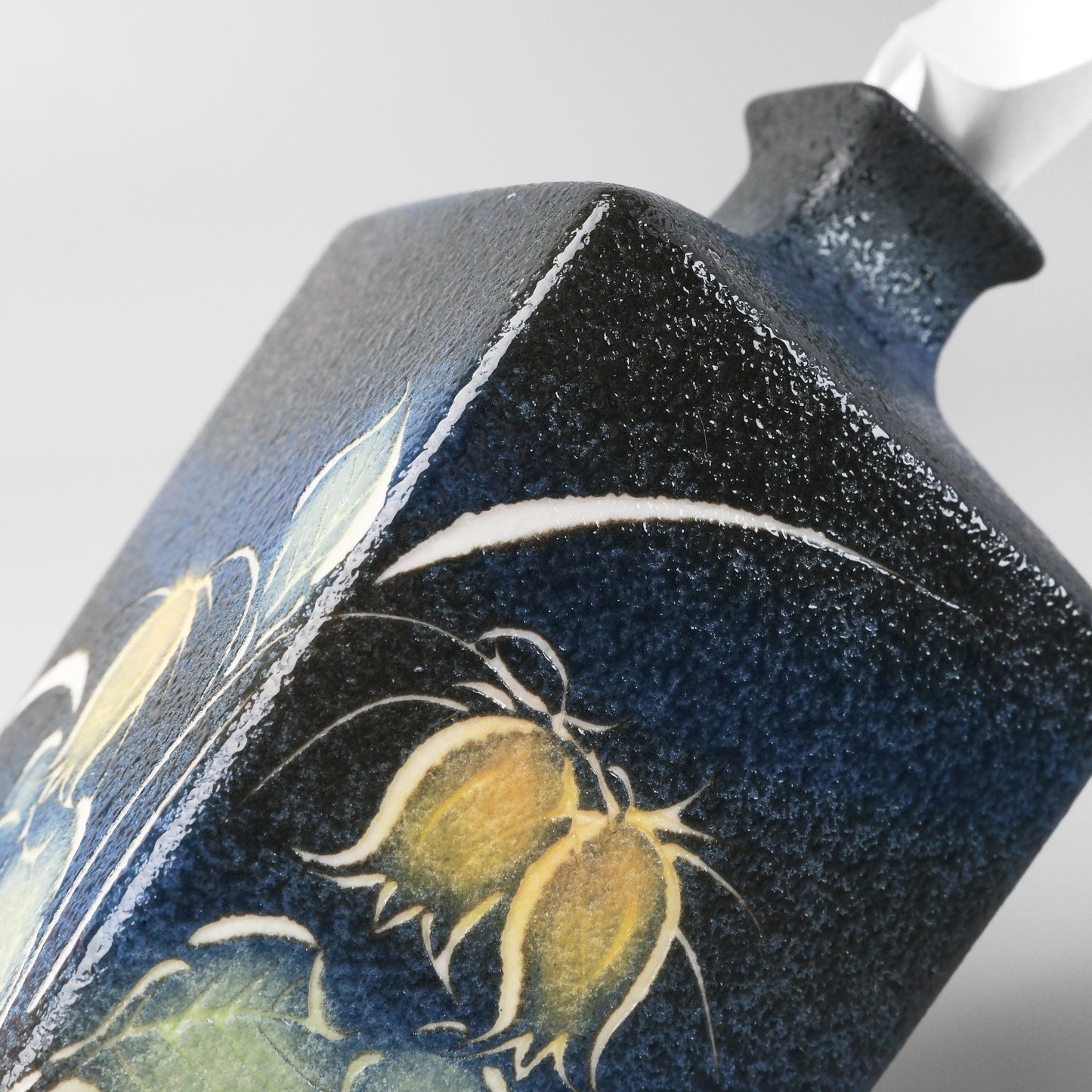 Yakishime Arita Ware Square Bud Vase - Bellflower