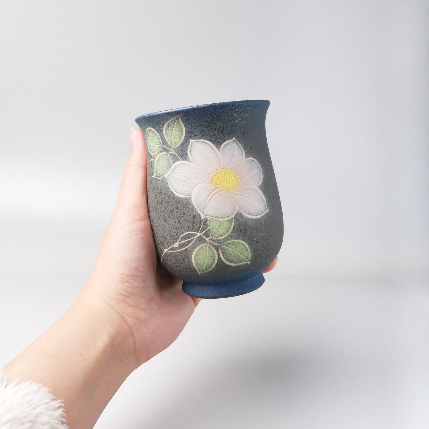 Yakishime Japanese Yunomi Teacup - Pink Clematis (Large)