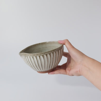 Matcha Bowl with Spout - Carved Kohiki by Masamura
